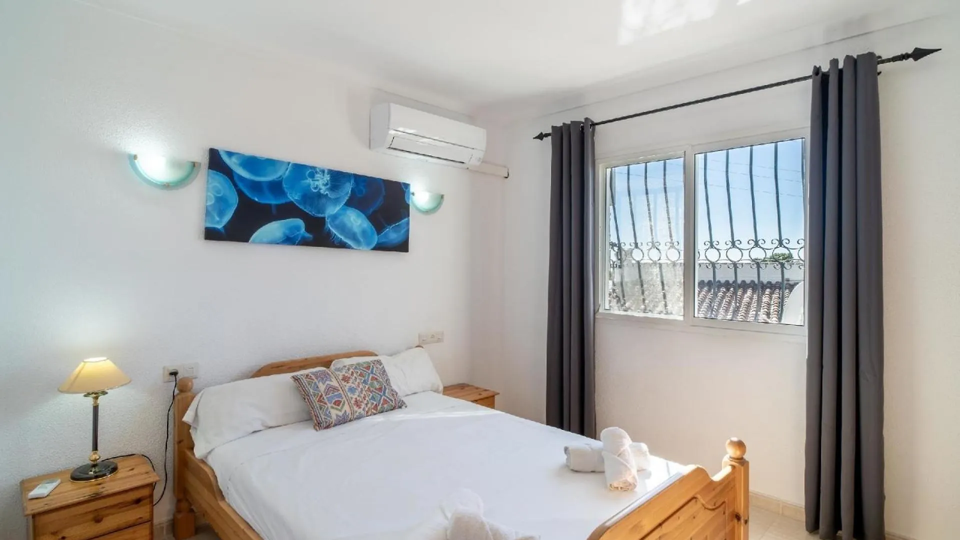 Ferienhaus Mit Privatpool Fuer 6 Personen Ca 120 Qm In Nerja, Andalusien Costa Del Sol スペイン