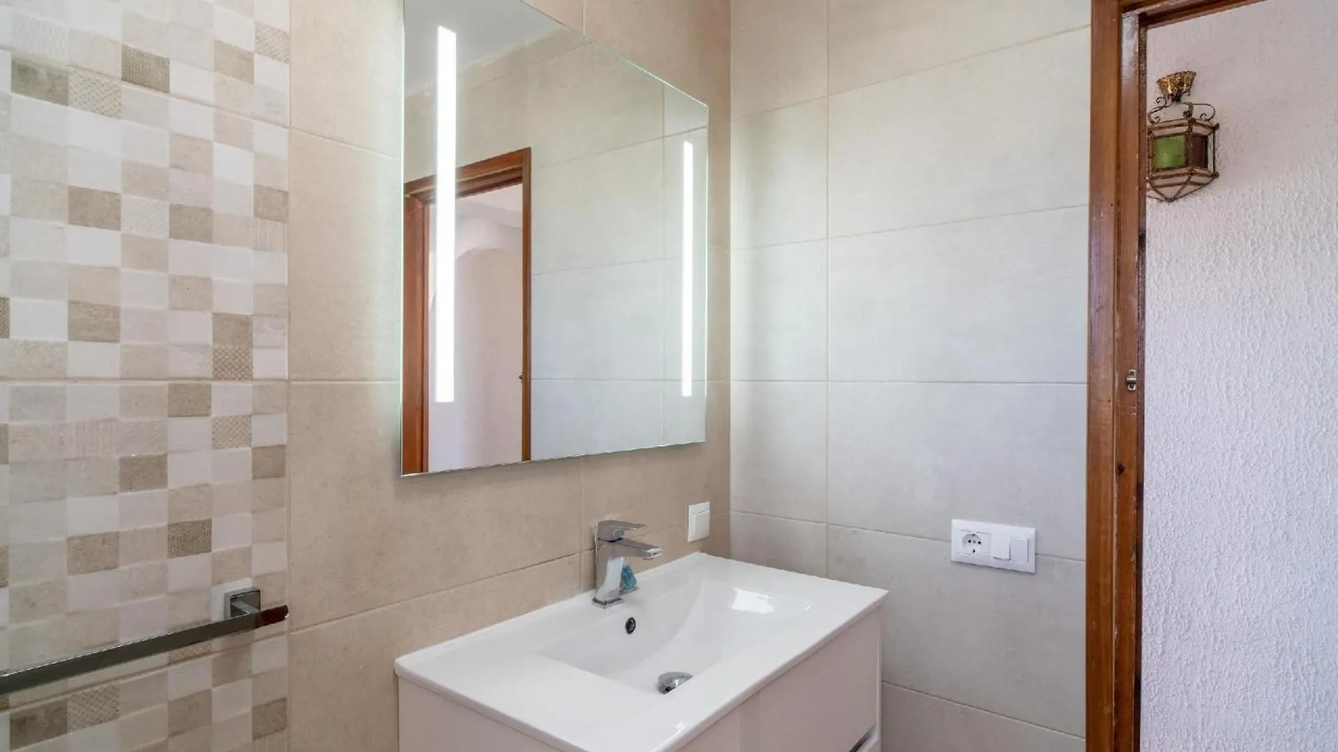 Ferienhaus Mit Privatpool Fuer 6 Personen Ca 120 Qm In Nerja, Andalusien Costa Del Sol 別荘